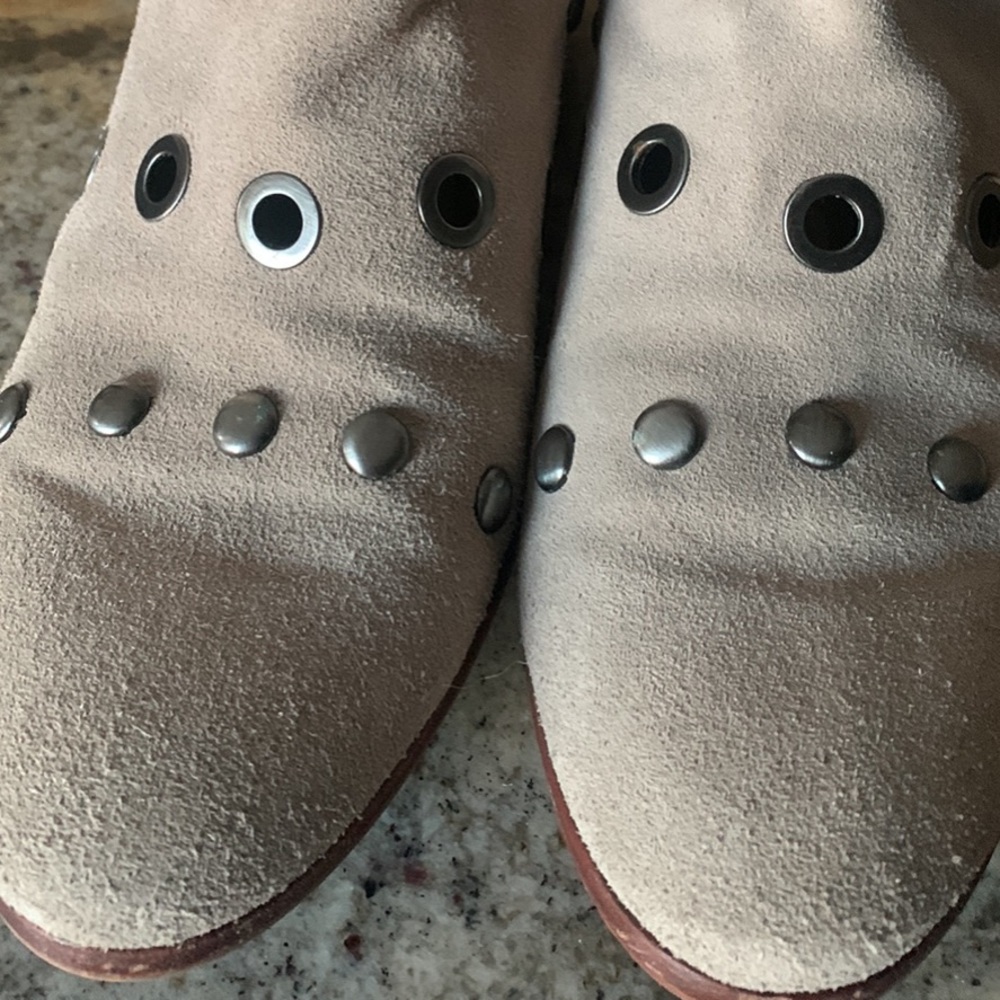 SAM Edelman nude color suede boots
